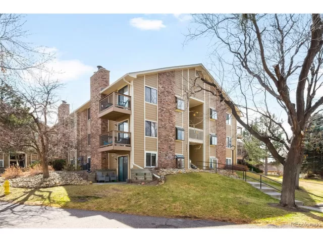 MLS: 3648682 Condo For Sale