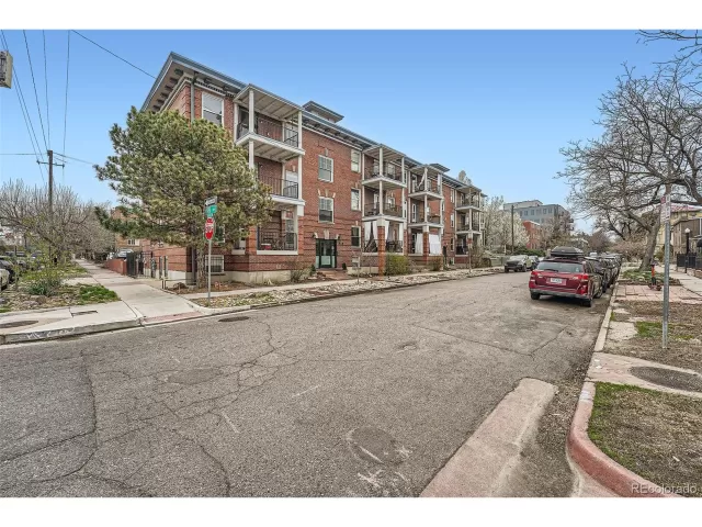 MLS: 3649707 Condo For Sale