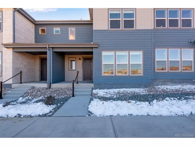 MLS: 3650388 Condo For Sale