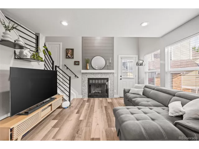 MLS: 3656137 Condo For Sale