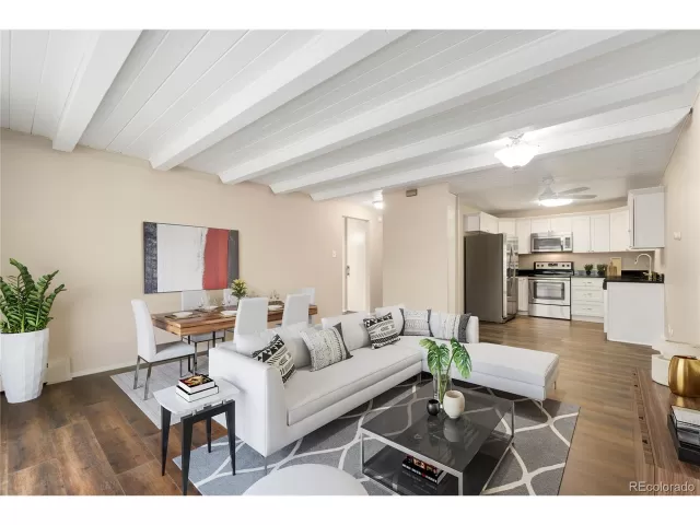 MLS: 3659082 Condo For Sale