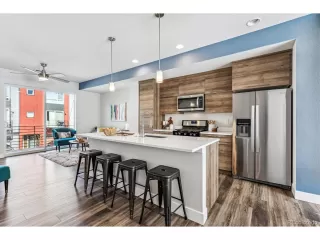 Photo #6: 3659409 Listing