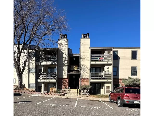 MLS: 3659882 Condo For Sale