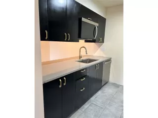 Photo #3: 3659882 Listing 