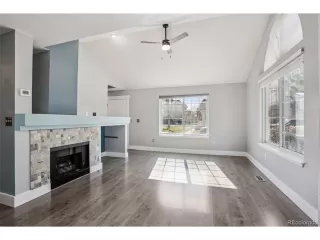 Photo #5: 3659962 Listing