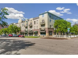 Browse active condo listings in BRIARGATE LOFTS