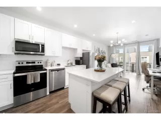 Photo #5: 3662057 Listing 