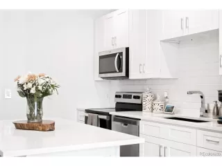 Photo #6: 3662057 Listing 