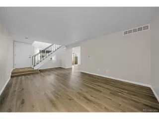 Photo #3: 3668018 Listing 