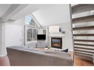 Photo #2: 3670880 Listing 