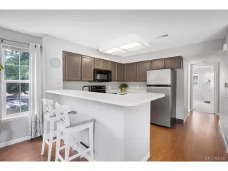 Photo #6: 3670880 Listing 