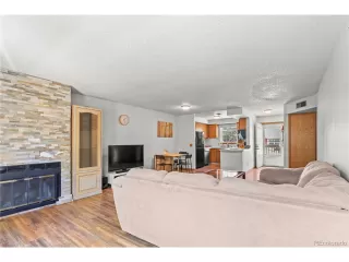 Photo #5: 3672797 Listing