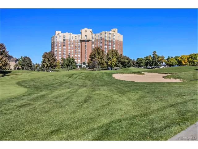 MLS: 3679670 Condo For Sale