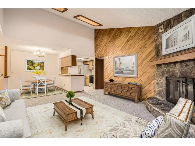 MLS: 3679774 Condo For Sale