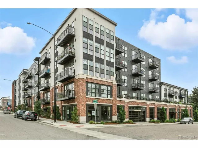 MLS: 3679929 Condo For Sale