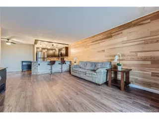 Photo #3: 3694759 Listing