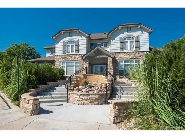 MLS: 3705368 Condo For Sale