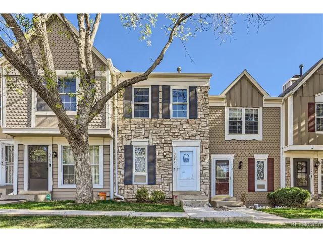 MLS: 3705661 Condo For Sale