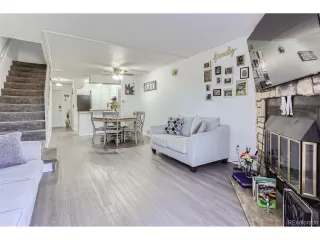 Photo #4: 3705661 Listing