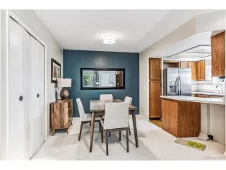 Photo #4: 3711063 Listing