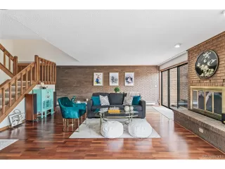 Photo #4: 3713909 Listing