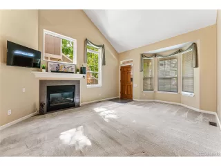 Photo #6: 3715019 Listing