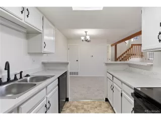 Photo #5: 3715574 Listing