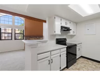 Photo #6: 3715574 Listing