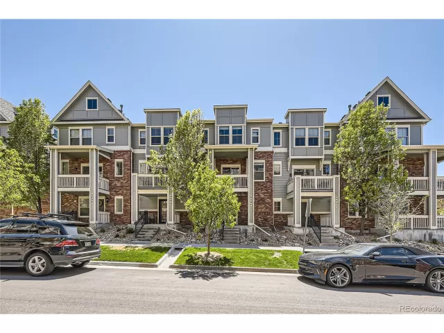 MLS: 3716719 Condo For Sale