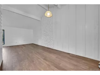 Photo #6: 3719869 Listing