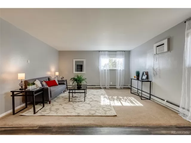 MLS: 3720514 Condo For Sale