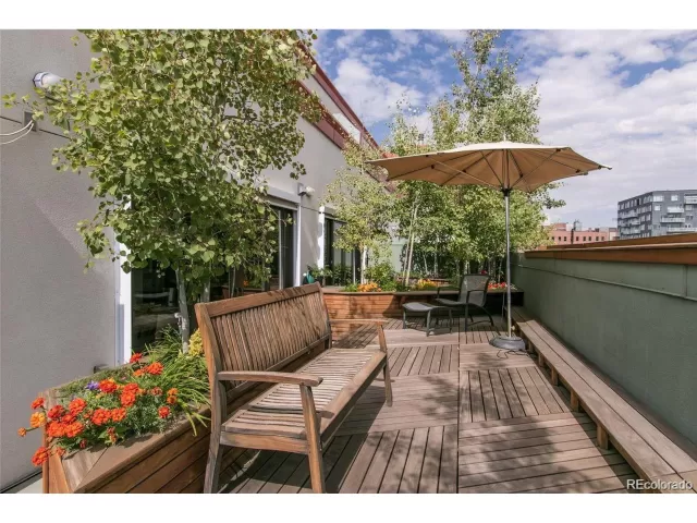 MLS: 3723640 Condo For Sale