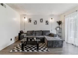 Photo #5: 3724394 Listing