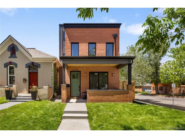 MLS: 3726170 Condo For Sale