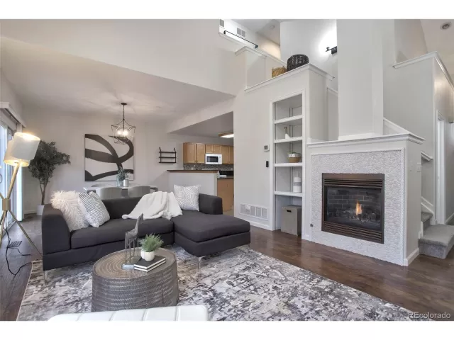 MLS: 3728832 Condo For Sale