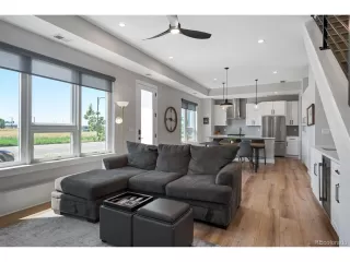 Photo #5: 3733527 Listing 