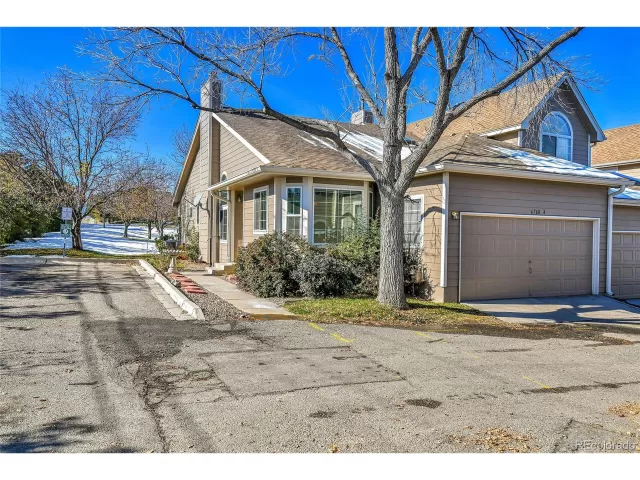 MLS: 3736116 Condo For Sale