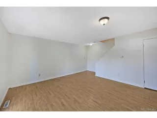 Photo #2: 3737820 Listing