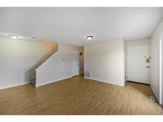 Photo #3: 3737820 Listing