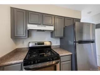 Photo #5: 3737820 Listing