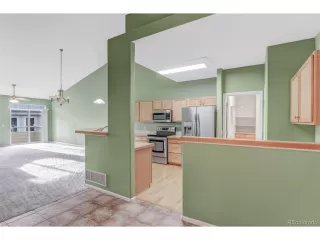 Photo #2: 3737956 Listing