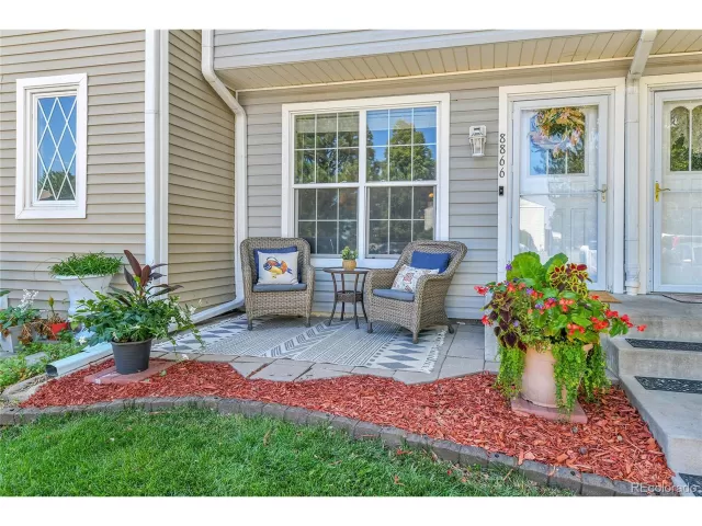 MLS: 3739964 Condo For Sale