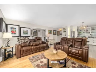 Photo #4: 3742322 Listing