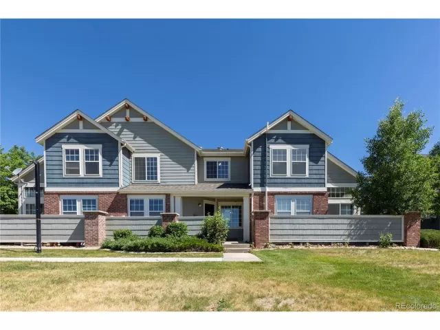 MLS: 3743285 Condo For Sale