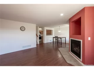 Photo #4: 3743285 Listing