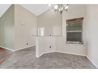 Photo #6: 3744129 Listing