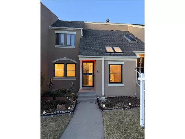 MLS: 3745904 Condo For Sale