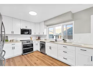 Photo #3: 3745904 Listing 