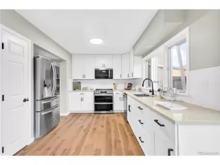 Photo #5: 3745904 Listing 