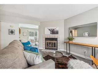 Photo #3: 3746947 Listing 